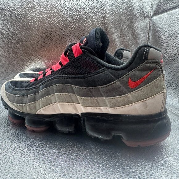 Size‎ 6 Nike Air Vapormax '95 Mens White Red Silver Black Shoes AJ7292-101 - Picture 6 of 10